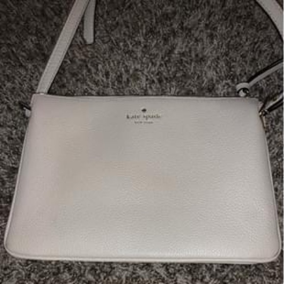 Kate Spade Purse - Picture 1 of 5
